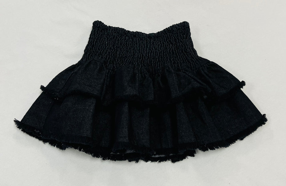 Black on sale frilly skirt